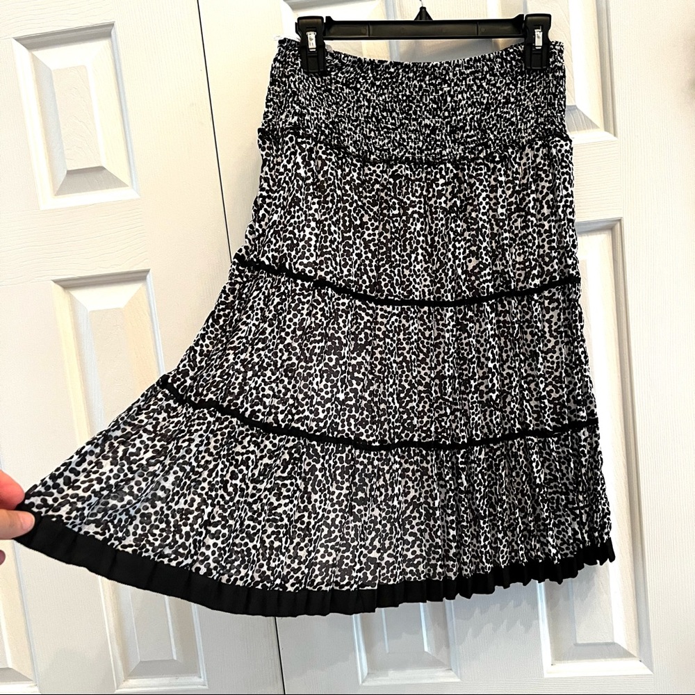 Jones New York signature pleaded skirt S